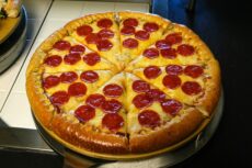 pizza-5880022_640